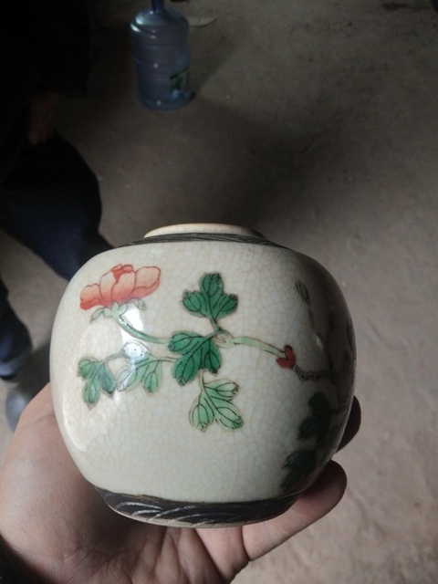 古玩陶瓷哥釉五彩罐拍賣，當前價格2000元