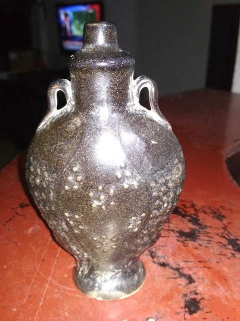 古玩陶瓷醬釉瓶拍賣，當前價格2000元