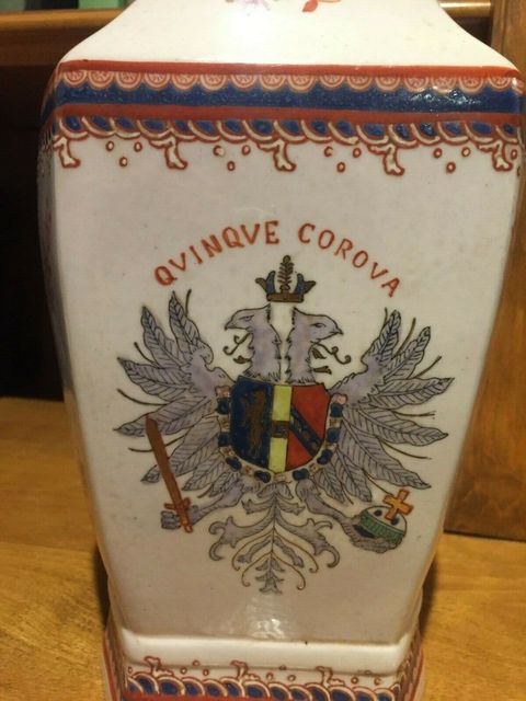 古玩陶瓷廣彩徽章瓷六方大瓶拍賣，當前價格10900元