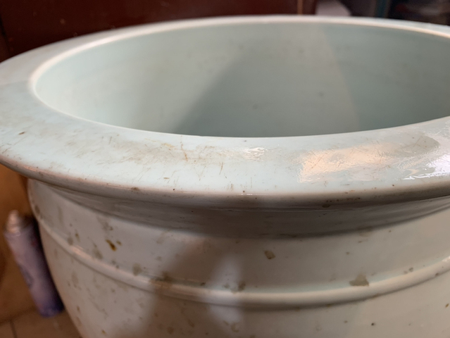 古玩陶瓷白釉缸拍賣，當前價格9600元