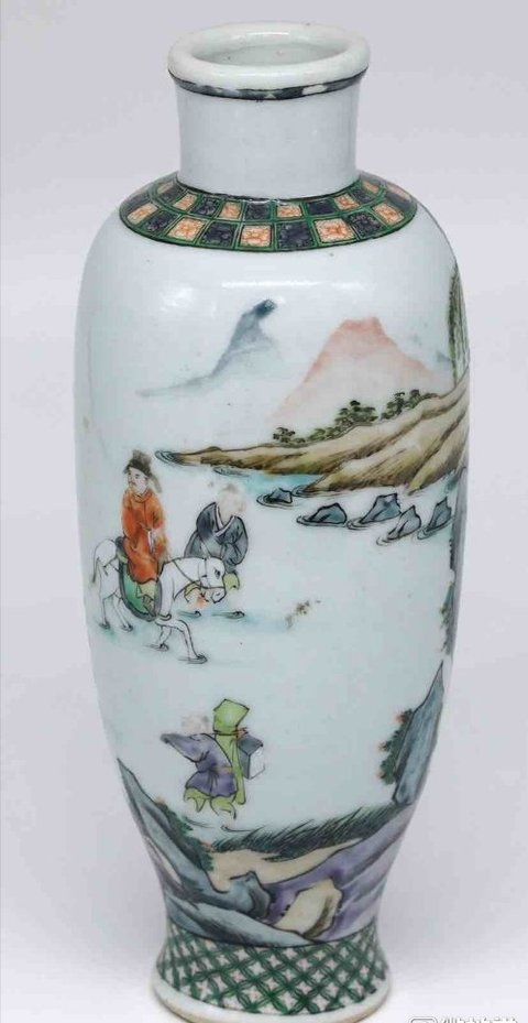 古玩陶瓷五彩人物紋觀音瓶拍賣，當前價格10900元