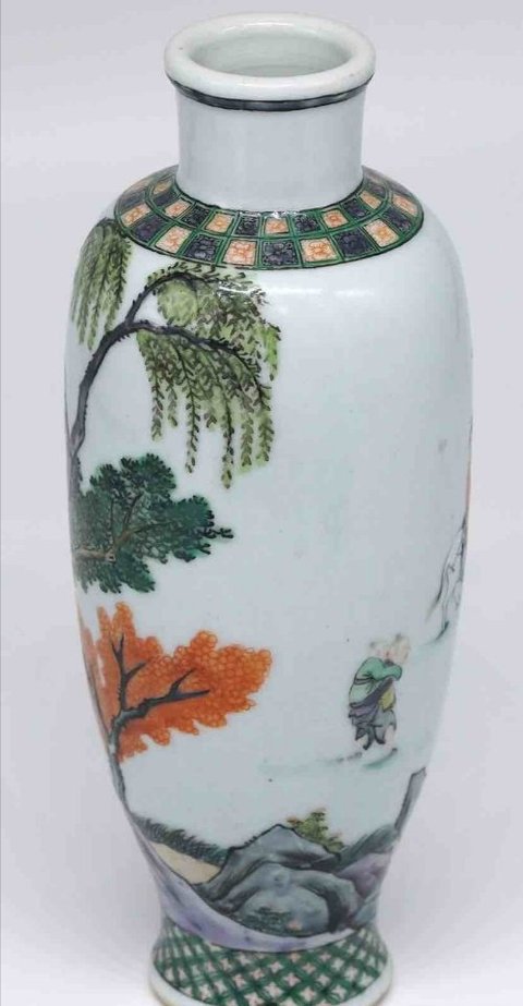 古玩陶瓷五彩人物紋觀音瓶拍賣，當前價格10900元