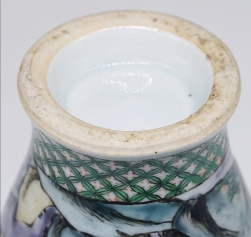 古玩陶瓷五彩人物紋觀音瓶拍賣，當前價格10900元