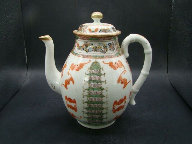 古玩陶瓷廣彩蝴蝶蝙蝠紋茶壺拍賣(mài)，當(dāng)前價(jià)格5800元