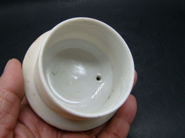 古玩陶瓷廣彩蝴蝶蝙蝠紋茶壺拍賣(mài)，當(dāng)前價(jià)格5800元