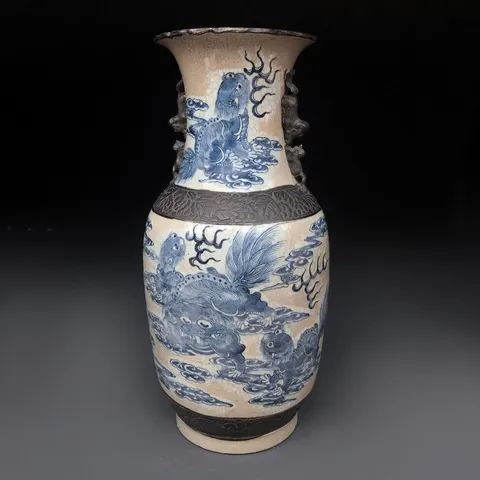 古玩陶瓷哥釉鐵銹紅工藝青花太師少師紋雙耳大瓶拍賣，當前價格8000元