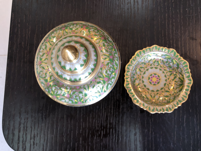 古玩陶瓷粉彩蓋碗拍賣，當前價格11000元