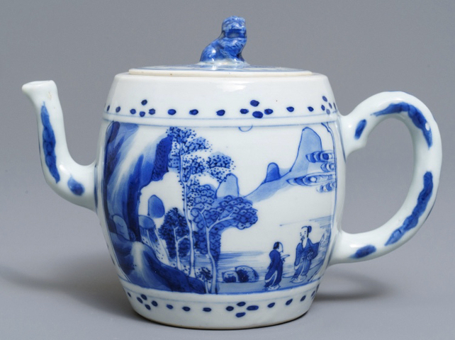 古玩陶瓷康熙青花山水人物壺拍賣，當前價格10000元