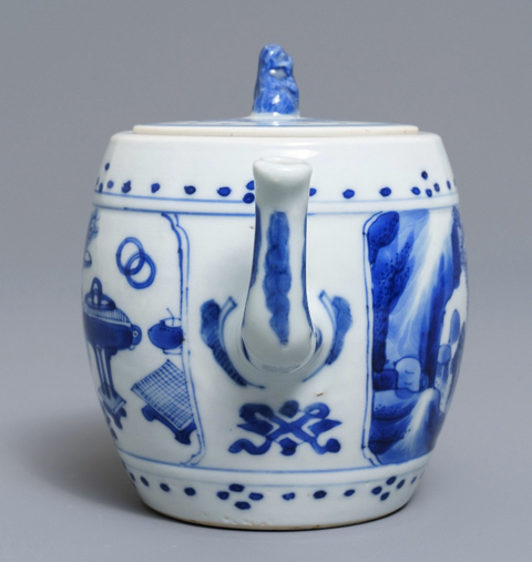 古玩陶瓷康熙青花山水人物壺拍賣，當前價格10000元