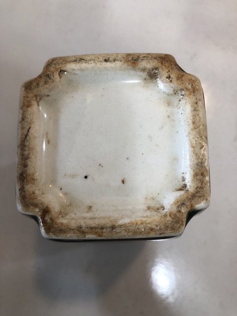 古玩陶瓷四方倭角瓶拍賣，當前價格2000元