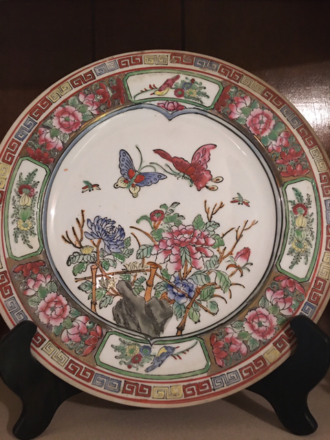 古玩陶瓷花蝶紋盤拍賣，當前價格8800元