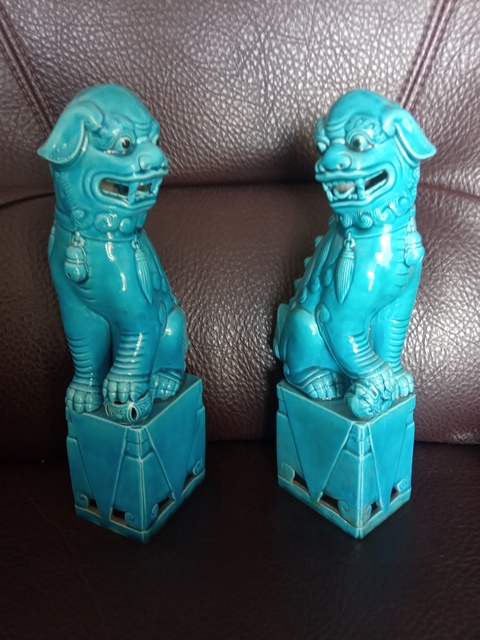 古玩陶瓷解放初期孔雀藍釉獅子拍賣，當前價格280元