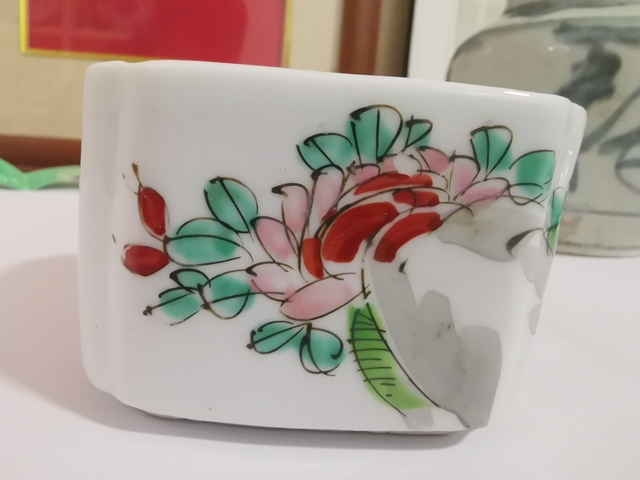 古玩陶瓷四方水盂拍賣，當前價格4000元