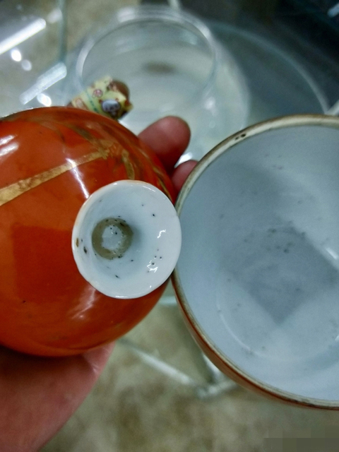 古玩陶瓷**紅釉地描金蓋缸拍賣，當(dāng)前價格5000元