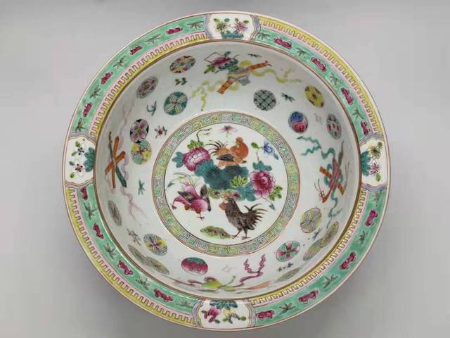 古玩陶瓷凈手盆拍賣，當(dāng)前價(jià)格8300元