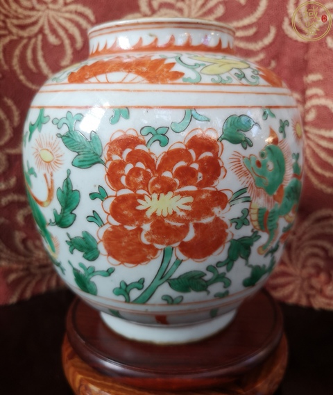 古玩陶瓷紅綠彩罐拍賣，當前價格10980元