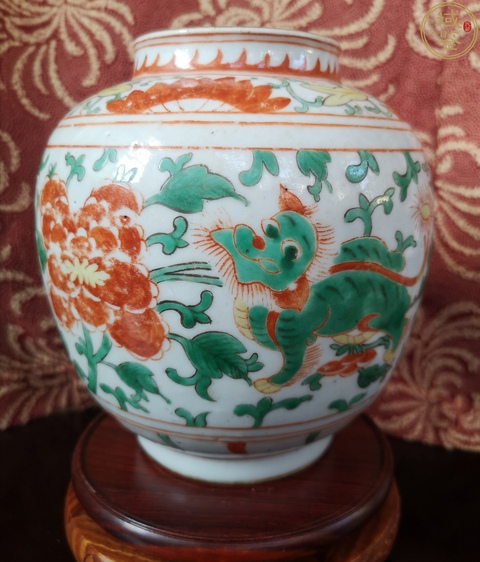 古玩陶瓷紅綠彩罐拍賣，當前價格10980元