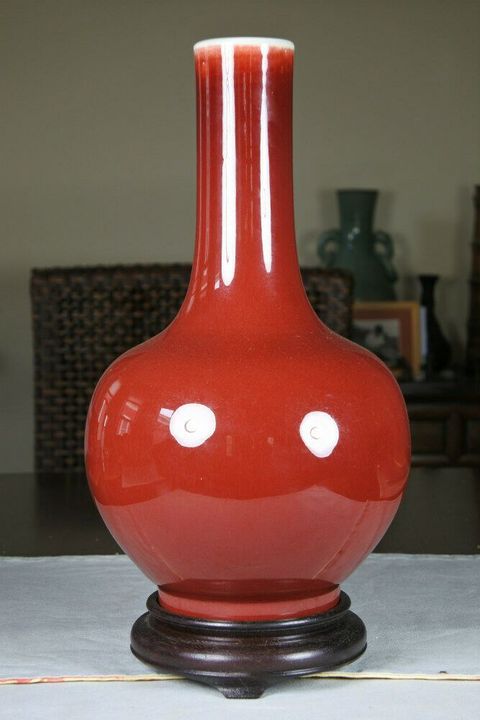 古玩陶瓷紅釉天球瓶拍賣，當前價格12800元