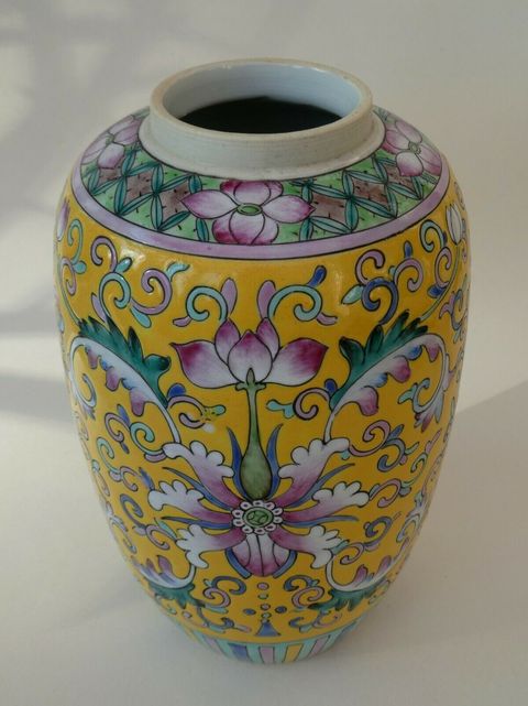 古玩陶瓷粉彩纏枝花卉紋萊芙罐拍賣，當(dāng)前價格7000元