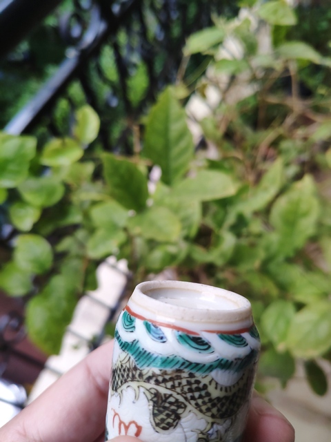 古玩陶瓷鼻煙壺拍賣，當前價格8000元