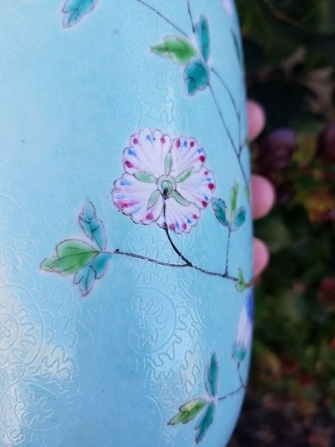 古玩陶瓷松石綠釉軋道粉彩花卉紋棒槌瓶拍賣，當(dāng)前價(jià)格13500元