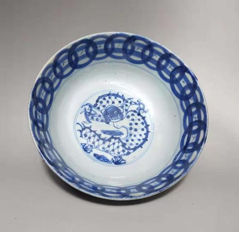 古玩陶瓷青花人物故事紋紋碗拍賣，當(dāng)前價(jià)格2000元