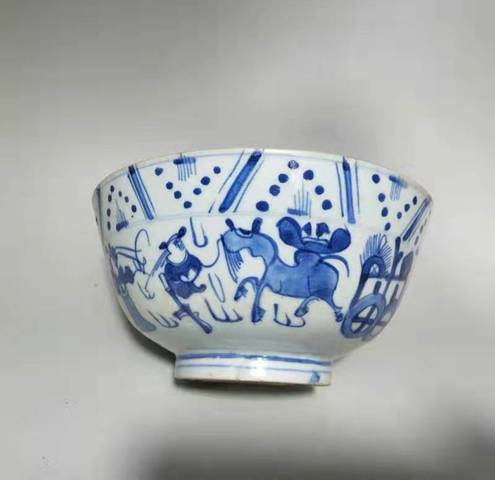 古玩陶瓷青花人物故事紋紋碗拍賣，當(dāng)前價(jià)格2000元