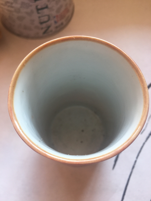 古玩陶瓷紅地留白筆筒拍賣，當前價格4000元