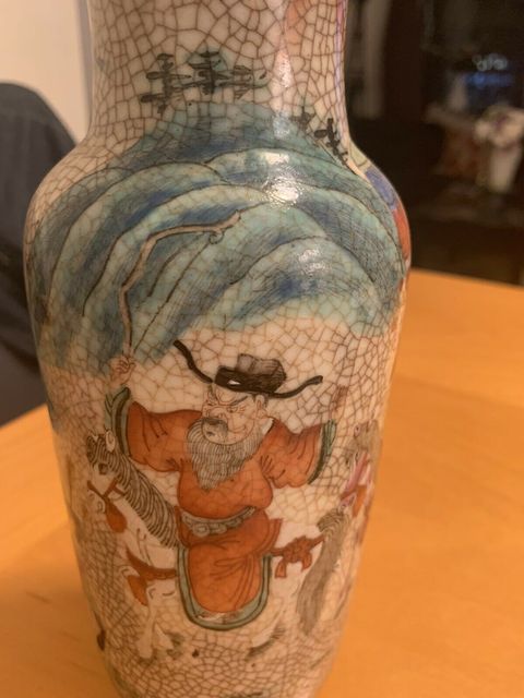 古玩陶瓷哥釉粉彩刀馬人物紋棒槌瓶拍賣，當前價格4000元