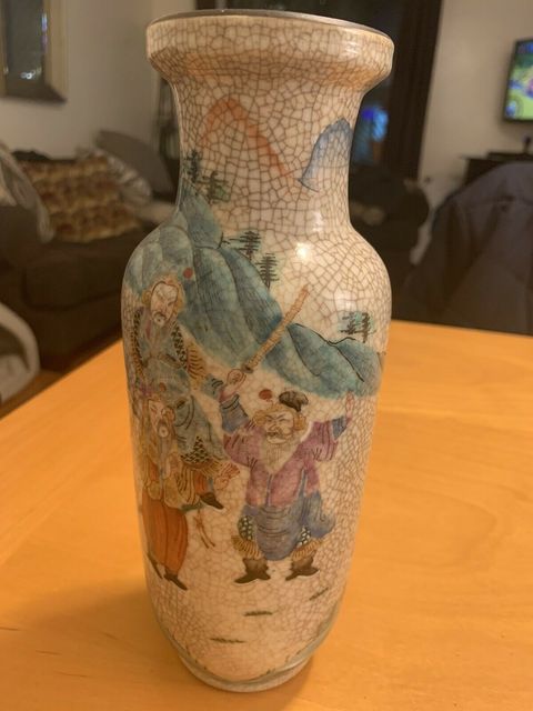 古玩陶瓷哥釉粉彩刀馬人物紋棒槌瓶拍賣，當前價格4000元