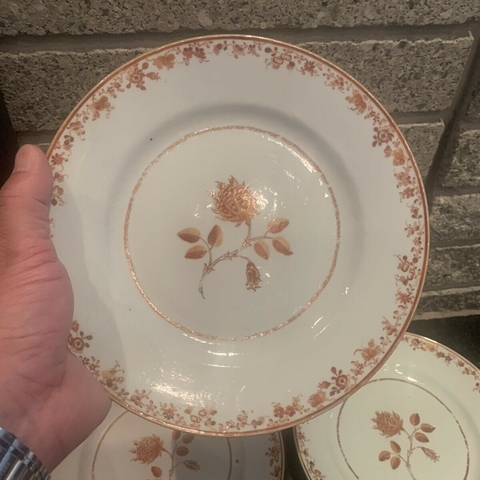 古玩陶瓷花卉紋盤拍賣，當(dāng)前價格4000元