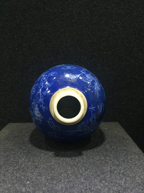 古玩陶瓷祭藍(lán)釉白描罐拍賣，當(dāng)前價(jià)格11000元