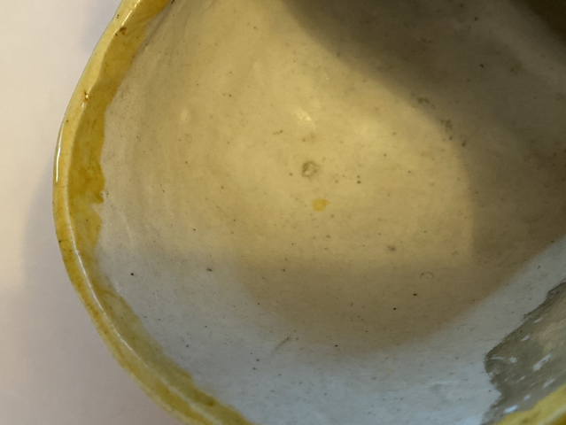 古玩陶瓷黃釉蛙螺拍賣，當前價格6000元