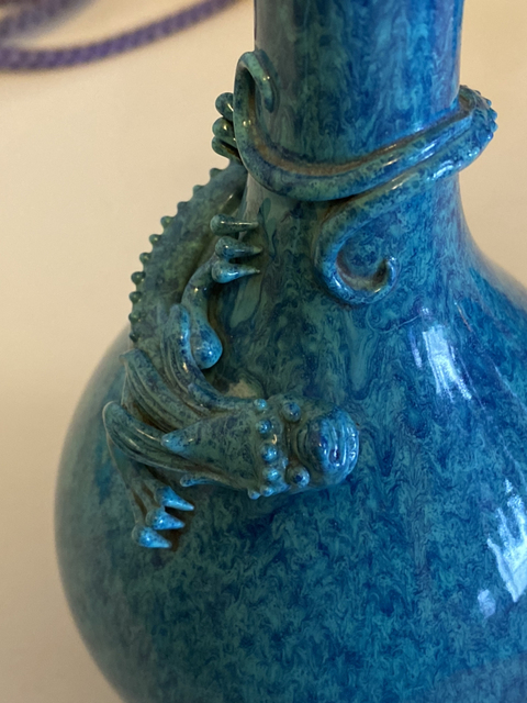 古玩陶瓷爐鈞釉堆塑螭龍紋蒜頭瓶拍賣，當前價格9000元