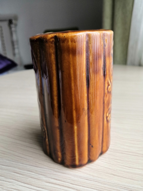 古玩陶瓷醬釉筆筒拍賣,當前價格200元
