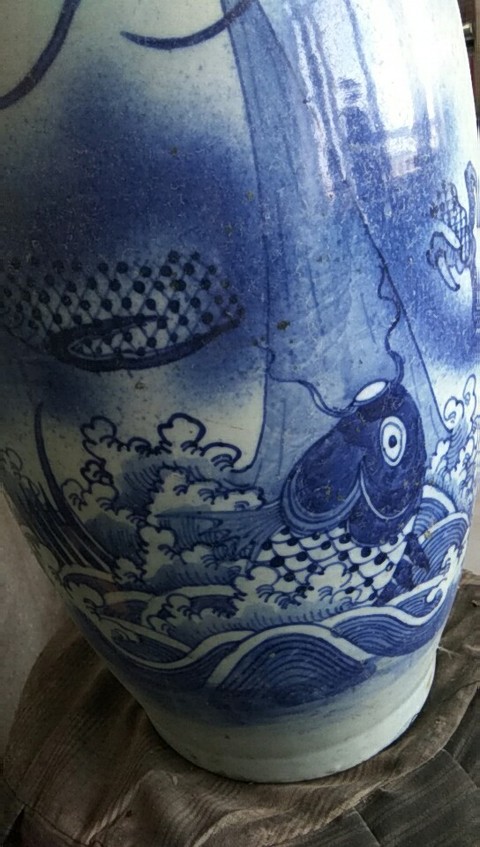 古玩陶瓷龍紋瓶拍賣，當(dāng)前價(jià)格8000元