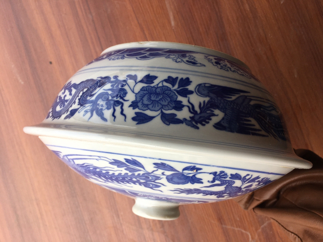 古玩陶瓷蓋盆拍賣，當前價格3000元