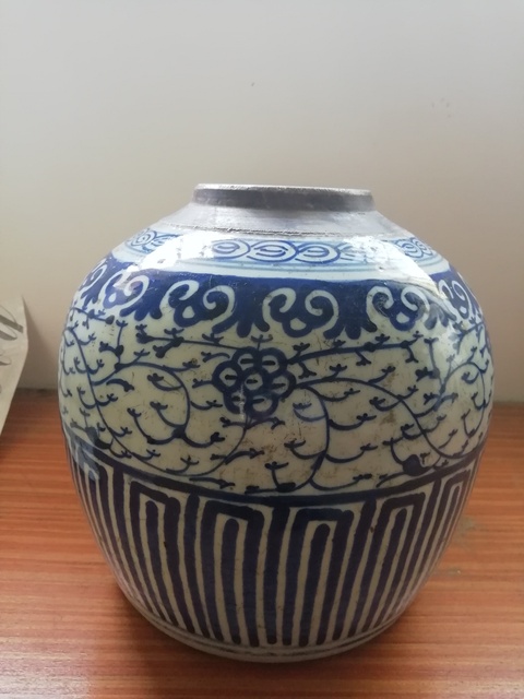 古玩陶瓷青花罐拍賣(mài)，當(dāng)前價(jià)格13800元