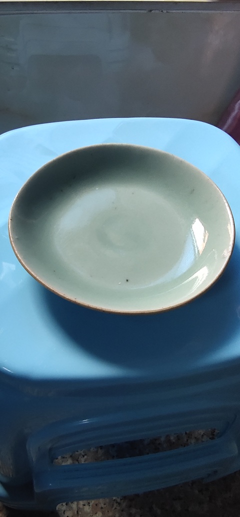 古玩陶瓷豆青釉盤(pán)拍賣，當(dāng)前價(jià)格7800元