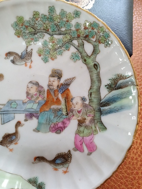 古玩陶瓷粉彩描金人物故事紋瓜棱紋盤拍賣，當前價格4000元