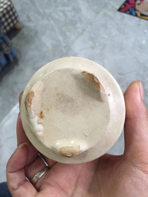 古玩陶瓷香爐拍賣，當(dāng)前價(jià)格5000元