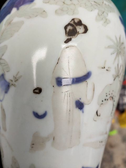 古玩陶瓷青花加彩人物瓶拍賣，當前價格11200元