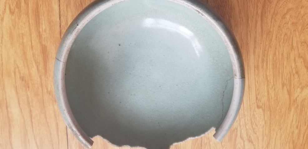 古玩陶瓷清乾隆 ?仿哥釉三乳足爐殘器拍賣，當(dāng)前價格6600元