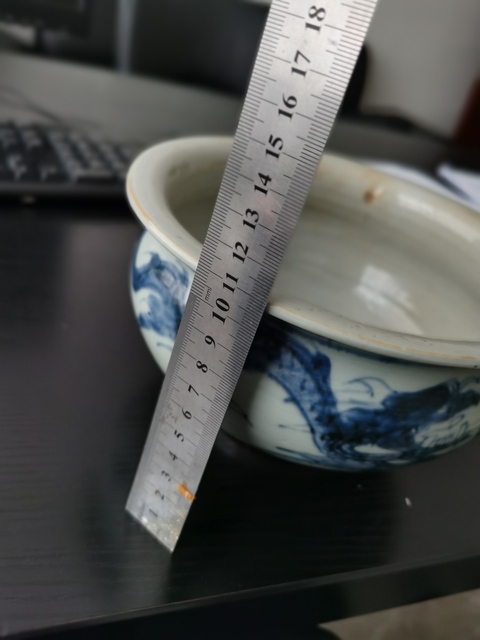 古玩陶瓷龍紋圈足爐拍賣，當(dāng)前價(jià)格13500元