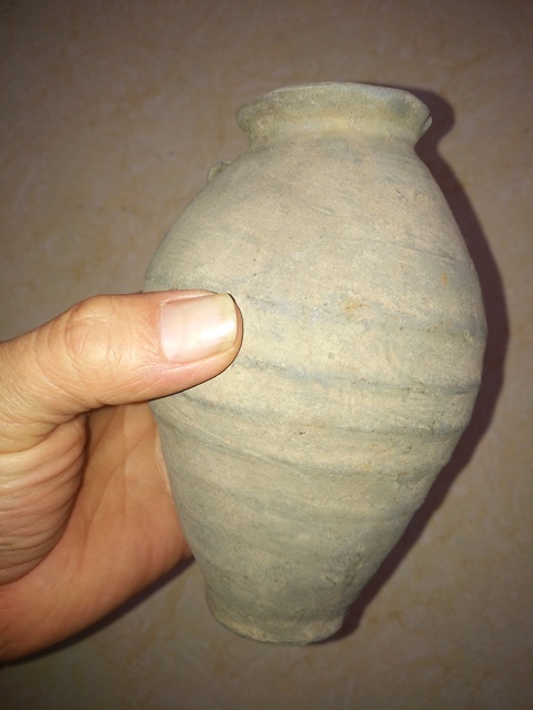 古玩陶瓷酒瓶拍賣，當前價格16800元