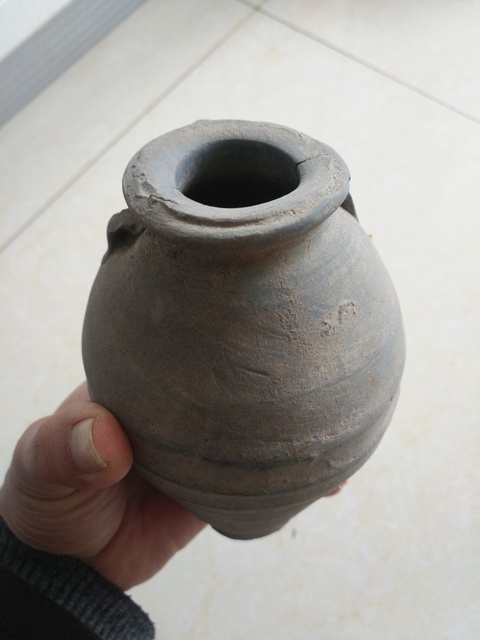 古玩陶瓷酒瓶拍賣，當前價格16800元