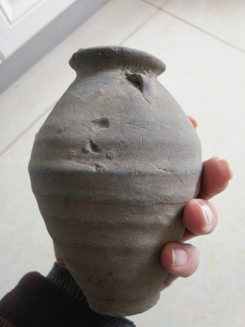 古玩陶瓷酒瓶拍賣，當前價格16800元