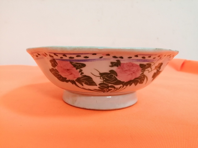 古玩陶瓷花卉紋碗拍賣，當(dāng)前價格6500元