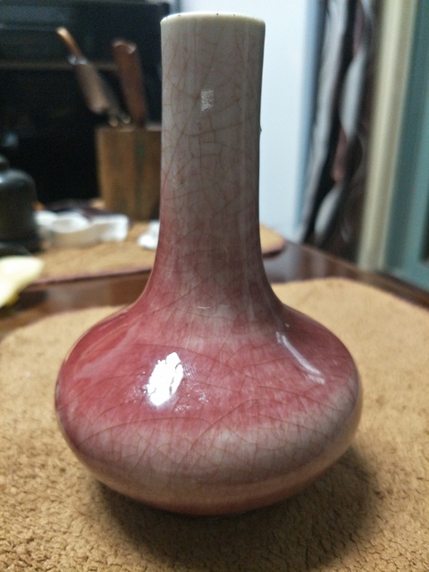 古玩陶瓷紅釉膽瓶拍賣，當前價格5000元