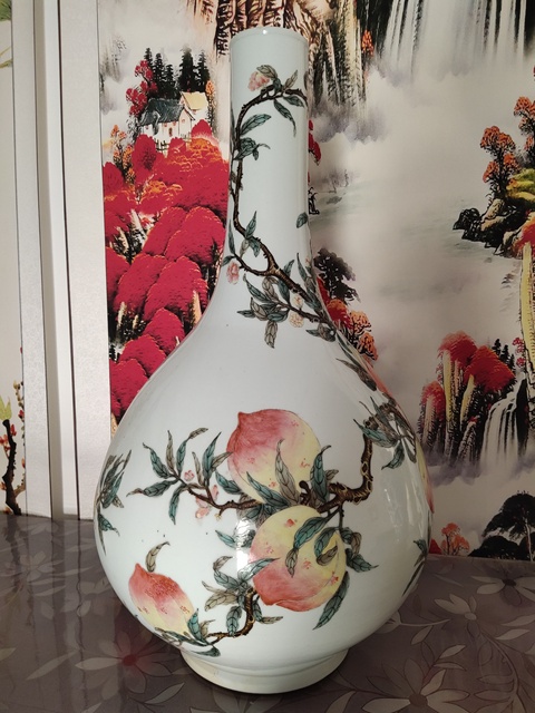 古玩陶瓷粉彩錐把瓶拍賣，當前價格6000元